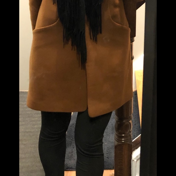 Aritzia cocoon coat - Picture 3 of 3